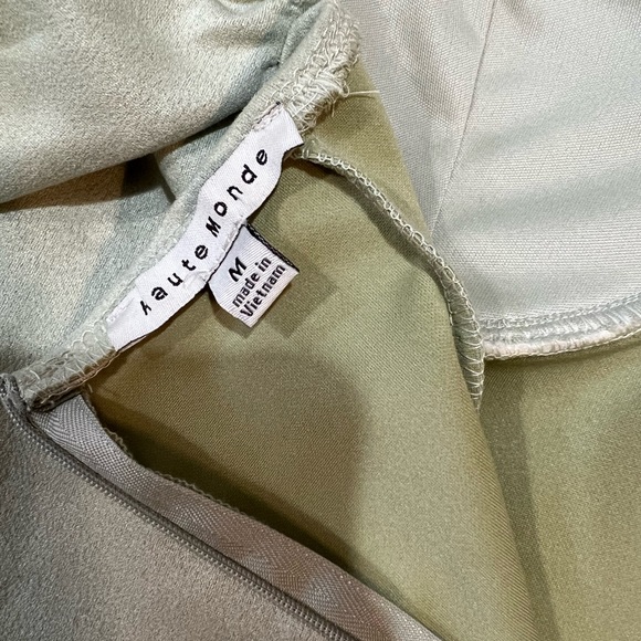 Sage Green Puff-Sleeve Corset Mini Dress - Picture 3 of 3